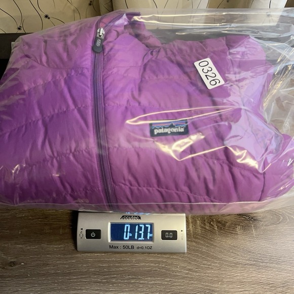 Patagonia Womens Purple Goose Down Puffer Jacket Coat Hooded Packable Warm S - Picture 12 of 12